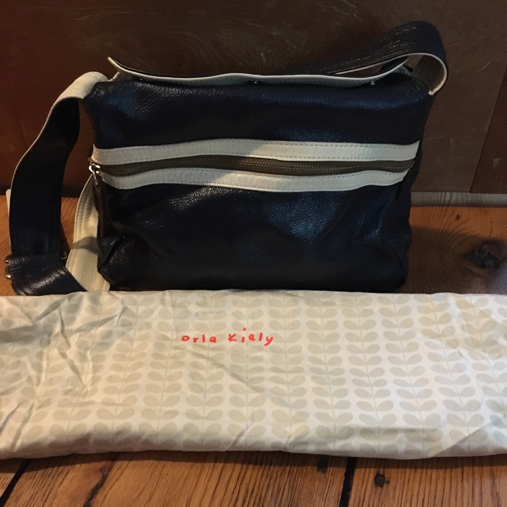 EUC Orla Kiely leather cross body reversible bag